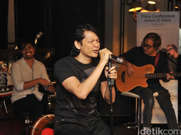 GIGI GIGI saat jumpa pers konser ultah ke-22