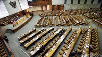 DPR menggelar sidang paripurna pengambilan keputusan terhadap rancangan undang-undang tentang Perlindungan, Pemberdayaan Nelayan, Pembudidayaan Ikan, dan Petambak Garam, Selasa (15/3/2016).