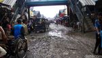 Tumpukan Sampah Pasar Cibitung