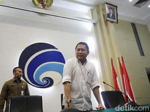 Menkominfo Ancam Tutup Semua Medsos