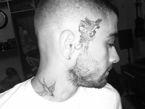Pamer Tato di Wajah, Zayn Malik Diprotes Fans