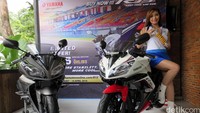 Pabrikan itu memberikan penyempurnaan pada YZF-R15 dengan menghadirkan edisi khusus yang memiliki suspensi Ohlins.