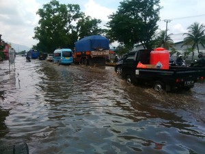 Jalan Rancaekek Depan Kahatex Ditargetkan Bebas Banjir Pada 2018