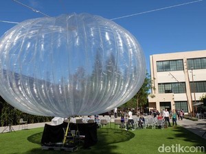 Induk Google Matikan Balon Internet Project Loon