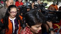 Damayanti diperiksa sebagai tersangka.
