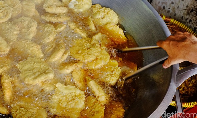 Sebaiknya Jangan Sering Konsumsi 5 Makanan Ini Jika Tak Ingin Perut Buncit