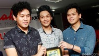 Ada empat lagu baru di album tersebut, di antaranya Cinta Adalah dan Young Forever. Pool/Gus Mun/detikFoto.