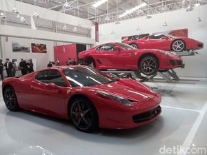 Berapa Kali Mobil Ferrari Harus Diservis?