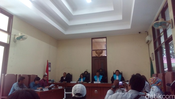 Warga Kalijodo Akhirnya Gugat Penggusuran ke PTUN