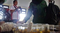 Termasuk seluruh siswa penerbang yang nantinya akan menjadi pilot.