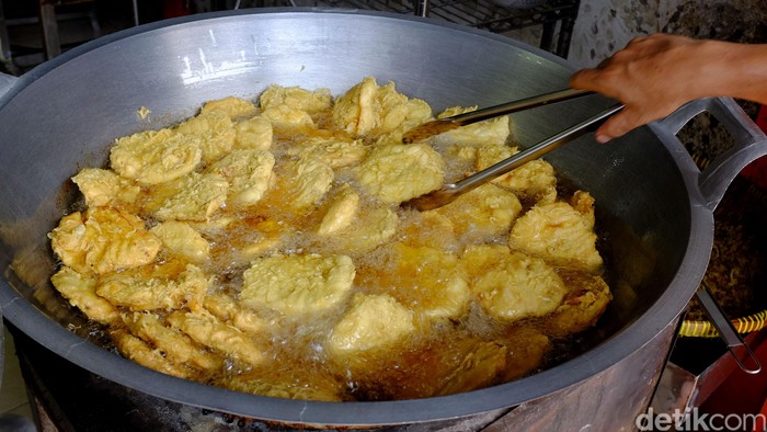 pisang goreng