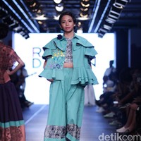 Rama Dauhan Plaza Indonesia Fashion Week 2016 at Plaza Indonesia. Thamrin. Jakarta. [Foto: Mohammad Abduh/Wolipop]