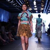 Rama Dauhan Plaza Indonesia Fashion Week 2016 at Plaza Indonesia. Thamrin. Jakarta. [Foto: Mohammad Abduh/Wolipop]