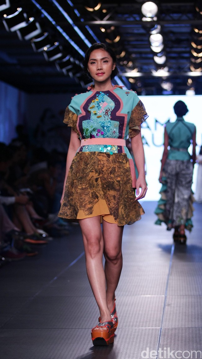 Rama Dauhan Plaza Indonesia Fashion Week 2016 at Plaza Indonesia. Thamrin. Jakarta. [Foto: Mohammad Abduh/Wolipop]