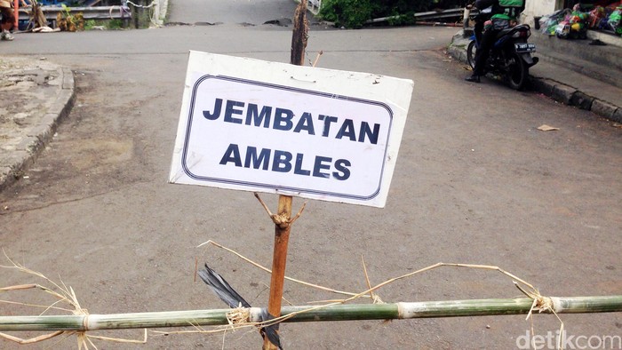 Jalan di Simalungun Amblas 8 Meter, Arus Lalu Lintas Terputus