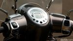 Sensasi Menunggangi Skuter Peugeot Django