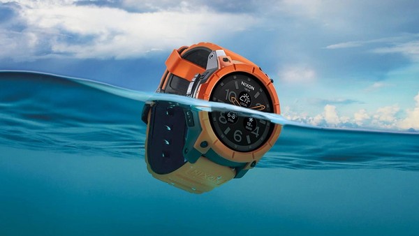 Jam Tangan Pintar dan Tangguh Nixon