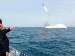 Luncurkan Rudal dari Kapal Selam, Kim Jong Un Provokasi AS dan Korsel