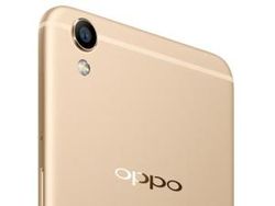 Aksi Duo Ponsel Anyar Oppo