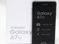 Unboxing Galaxy A7 Generasi Terbaru