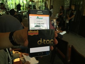 Indosat Benamkan NFC di SIM Card