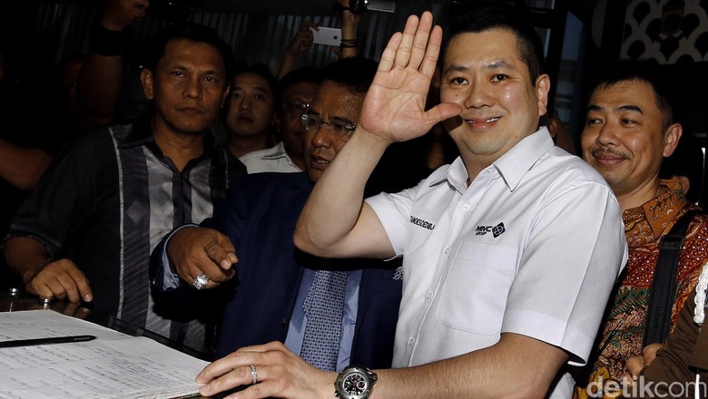 Praperadilan Hary Tanoe, Pengacara Hadirkan Ahli Pidana dan Bahasa Praperadilan Hary Tanoe, Pengacara Hadirkan Ahli Pidana dan Bahasa