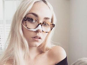 Punya Kondisi Langka, Claudia Alergi Berdiri Tegap