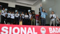 Slank dan BNN bekerjasama mengkampanyekan #stop narkoba.