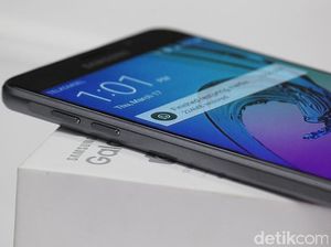 Samsung Setop Kemas Produk Pakai Plastik