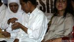 Jokowi Beri Bantuan Sosial ke Warga Sumedang