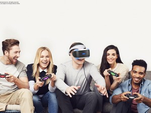 Perbandingan Oculus Rift vs HTC Vive vs PS VR vs Gear VR