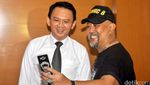 Selfie Time! Bintang Comic 8 Narsis Bareng Ahok