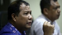 Komisioner Bawaslu Nasrullah memberikan pemaparan.