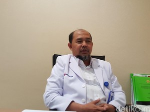 dr Erick Supondha Ingin Jadi Mutiara di Pasir Hitam