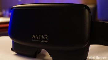 Belum diketahui apakah ponsel yang baru akan dirilis untuk pasar Indonesia pekan depan ini nantinya akan dijual secara bundling dengan headset VR atau tidak. Foto: detikINET/Rachmatunnisa