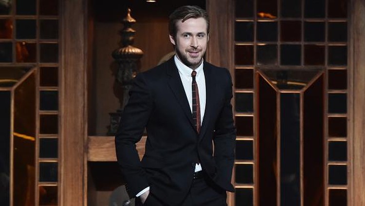 LOS ANGELES, CA - FEBRUARY 06:  Actor Ryan Gosling speaks onstage at the 68th Annual Directors Guild Of America Awards at the Hyatt Regency Century Plaza on February 6, 2016 in Los Angeles, California.  (Photo by Alberto E. Rodriguez/Getty Images for DGA)