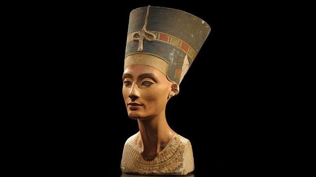 Ditemukan 'bahan organik' terkait makam Nefertiti
