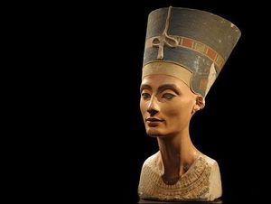 Makam Ratu Mesir yang Hilang Diduga Ada di Balik Kuburan Tutankhamun