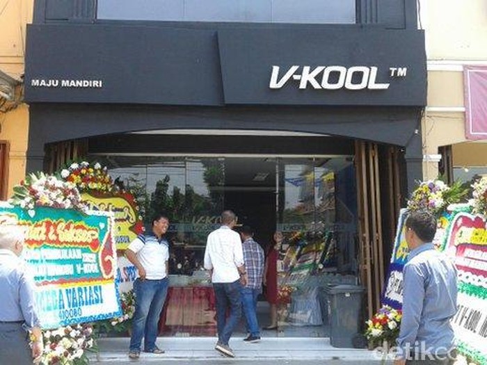 Kaca Film V-Kool Jangkau Konsumen di Cibubur