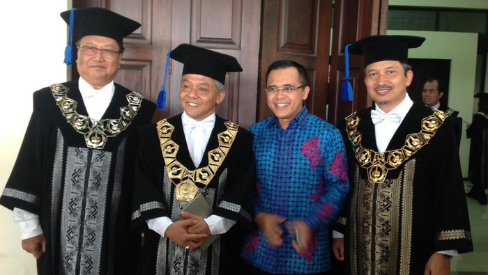 Bupati Anas Lobi Rektor ITS Bantu Pengembangan SMK di Banyuwangi