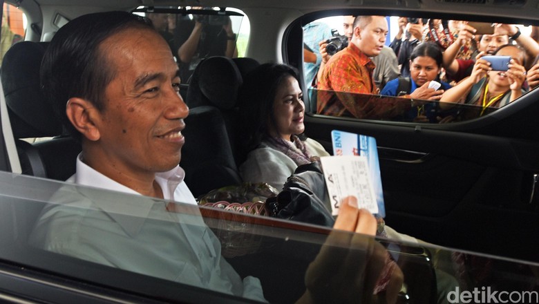 Jokowi Undang Panglima dan Menlu Malaysia-Filipina Bahas Patroli Bersama Jokowi Undang Panglima dan Menlu Malaysia-Filipina Bahas Patroli Bersama