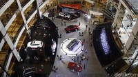Pameran otomotif bertajuk Mitsubishi Special Exhibition digelar di Mall Taman Anggrek Jakarta Barat, Minggu (20/3/2016).