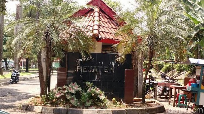 Senggol-senggolan Ahok dan Parpol Soal Lahan Markas