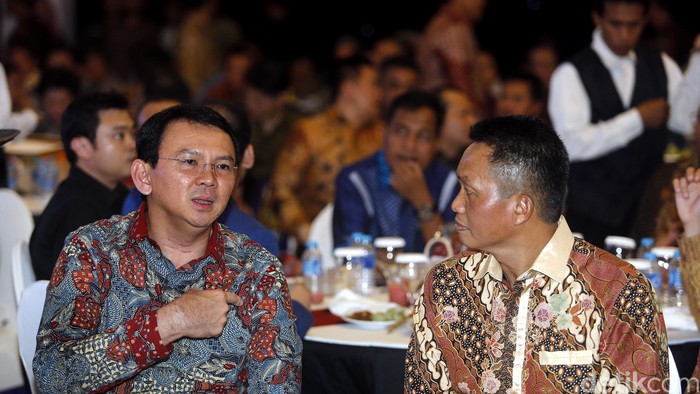 Ahok Rencanakan Aplikasi Qlue Terhubung ke Polda Metro Jaya