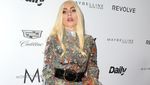 Lady Gaga Nyentrik Lagi