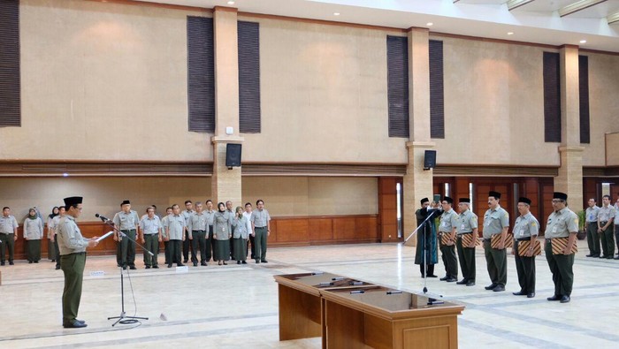 Lantik Pejabat Eselon II, Mentan: Segera Lelang 50.000 Sapi Indukan