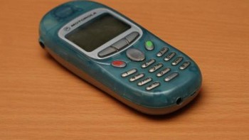 Ponsel murah meriah T190 cocok untuk yang kantongnya cekak. Foto: UnwiredView