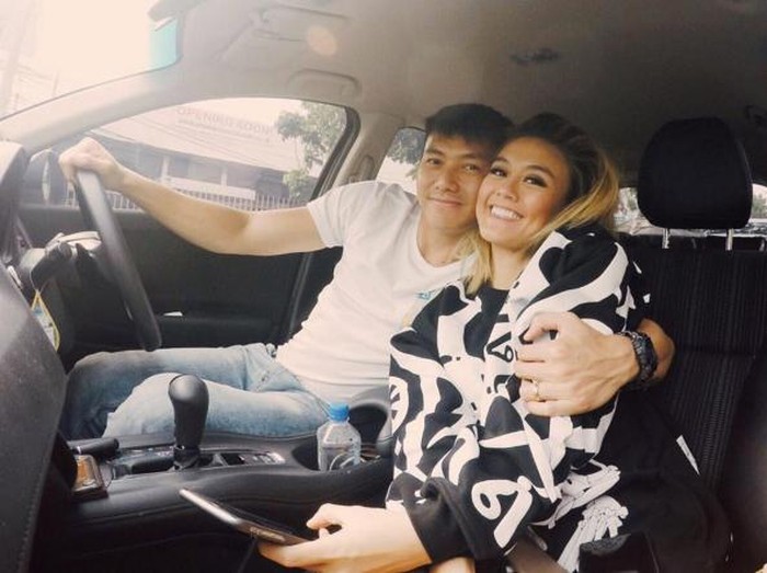 Prisia Nasution Menikah Lagi, Agnez MO Bantah Tunangan