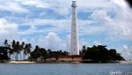 Menikmati Keindahan Pulau Lengkuas di Belitung