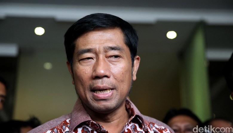 Lulung: Trotoar Tanah Abang Nggak Mungkin Sewa-Menyewa Lulung: Trotoar Tanah Abang Nggak Mungkin Sewa-Menyewa